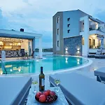 Greystone Aparthotel 4*