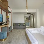 Greystone 4*