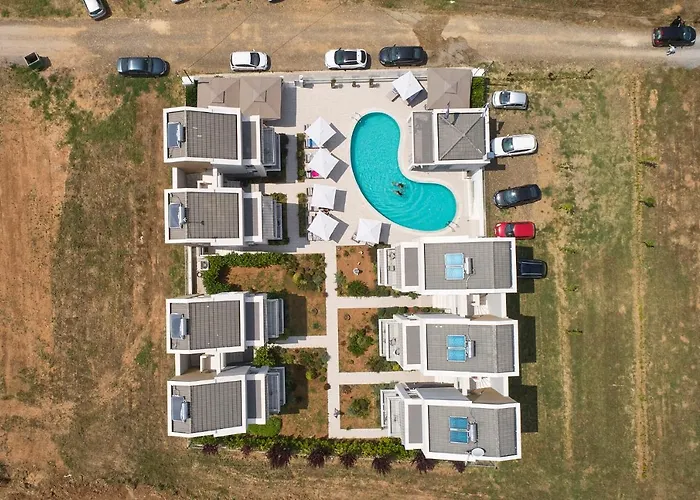 Greystone Paralia Dionisiou