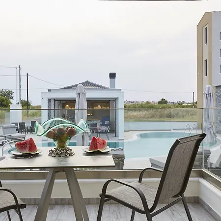 Greystone Aparthotel 4*