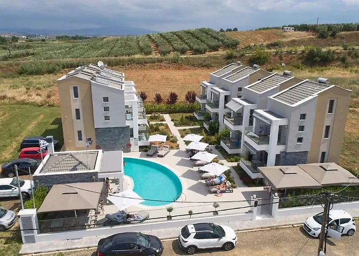 Greystone 4* Paralia Dionisiou