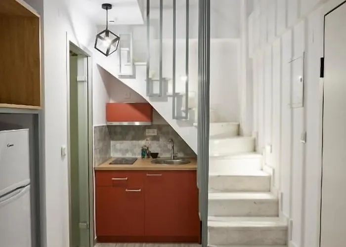 Greystone Apartahotel 4*